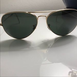 NWOT Ray-Ban Aviator classic sunglasses